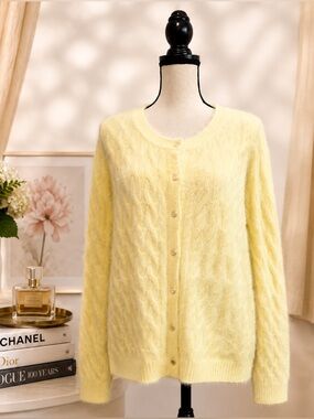 Cyrus • Yellow Fuzzy Cable Knit Button Down Cardigan • Size XL